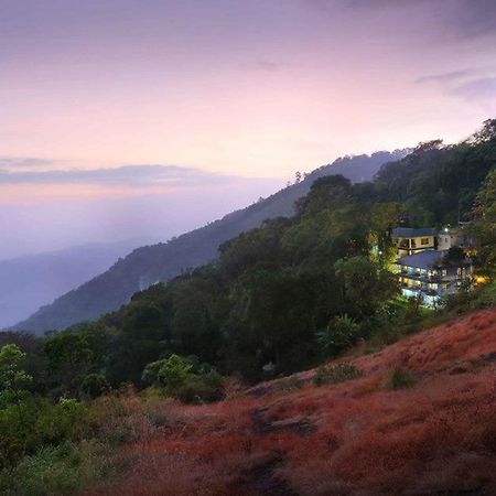 Eagle Mountain Munnar Bed & Breakfast Exterior photo