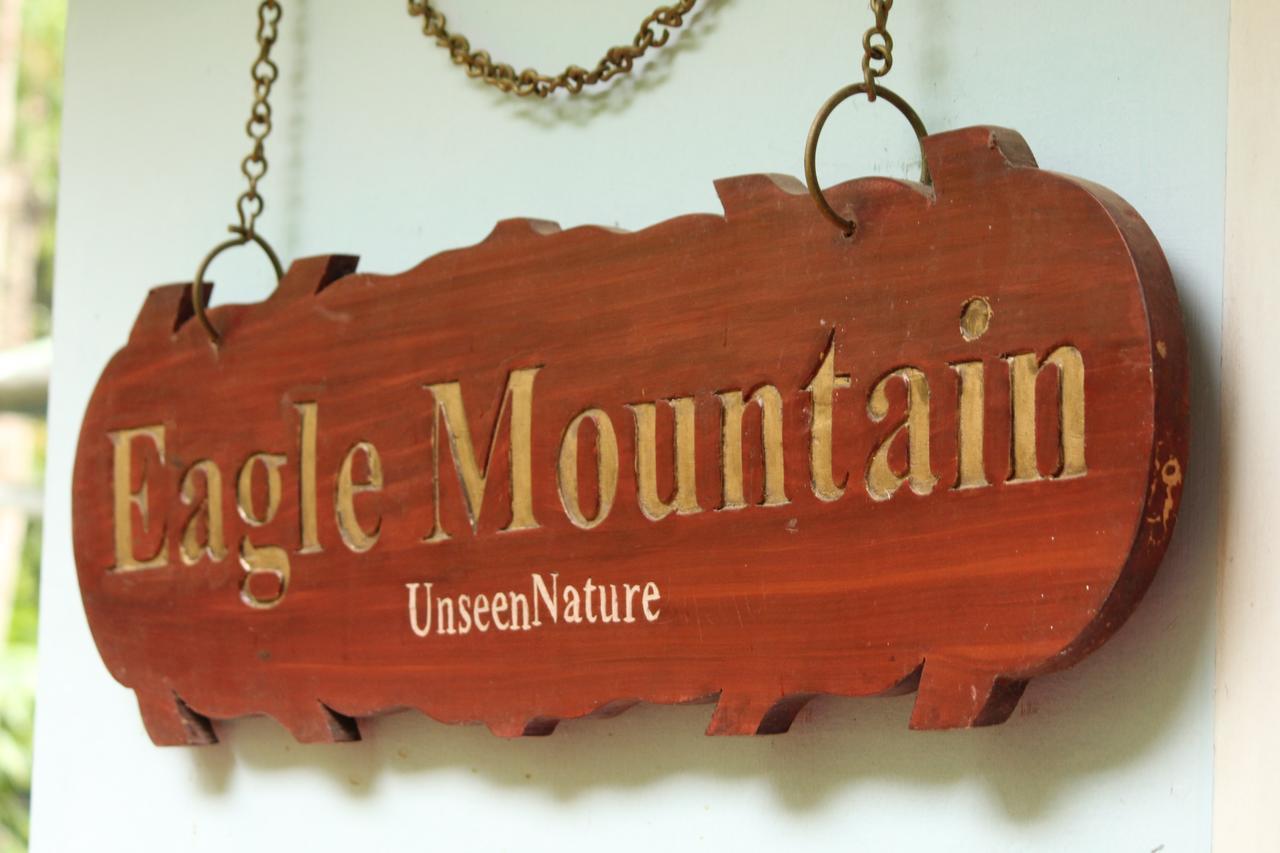 Eagle Mountain Munnar Bed & Breakfast Exterior photo